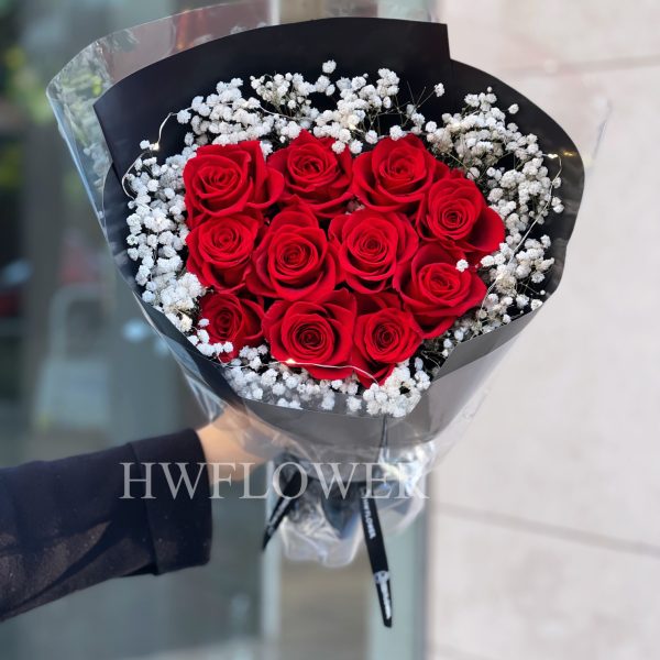 11 朵紅色永生玫瑰花束｜法式黑色包裝・滿天星乾花｜香港永生花 Only You Only LOVE